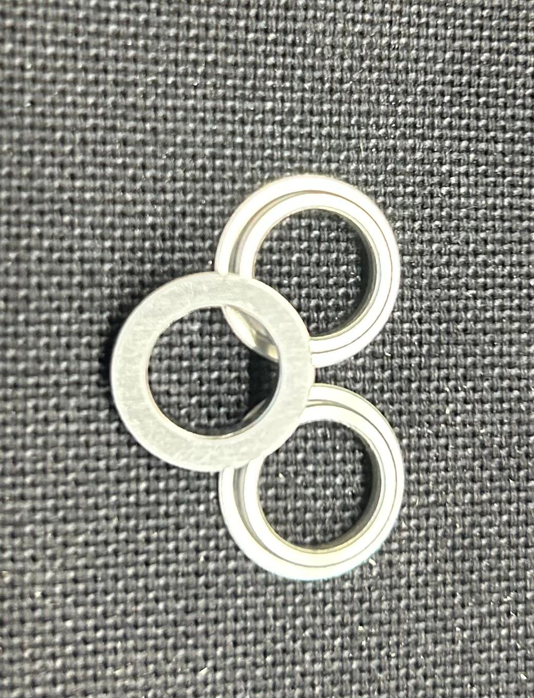 Adapter ring for spinner backplate